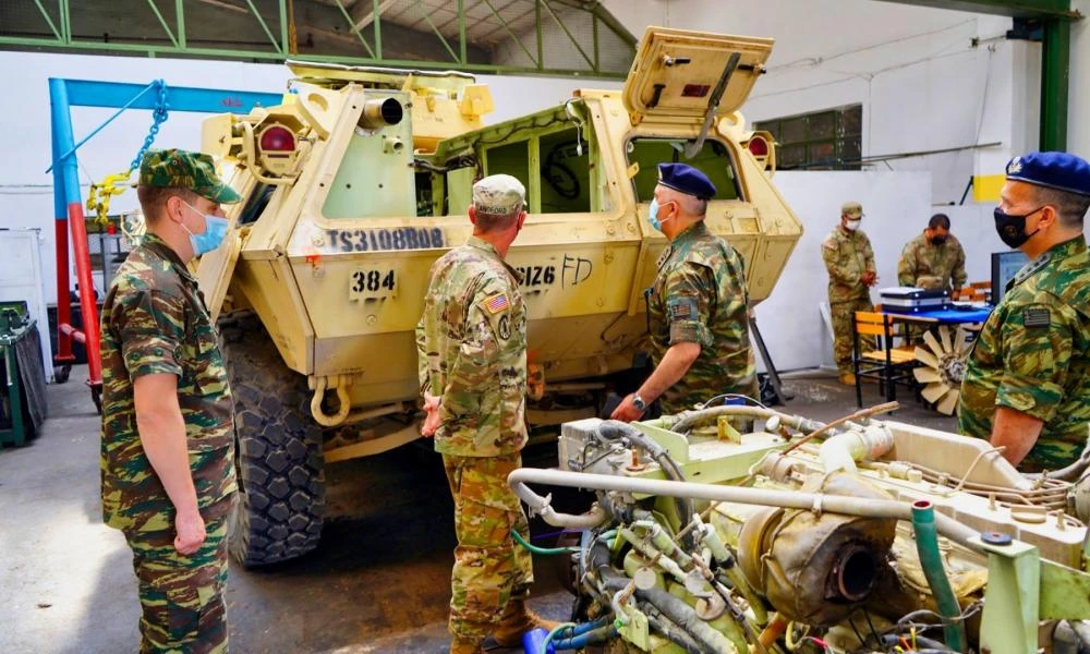 Μέχρι να έρθουν τα MARDER οι Αμερικανοί μας έκαναν ξεφτέρια στα τεθωρακισμένα οχήματα M-1117 (Εικόνες)